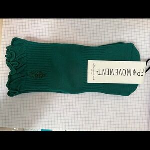 NWT Free People Movement Green Ruffle Sport Socks